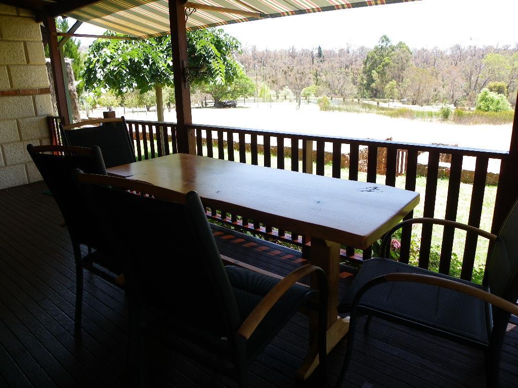 Clover Cottage Country Retreat Manjimup Buitenkant foto